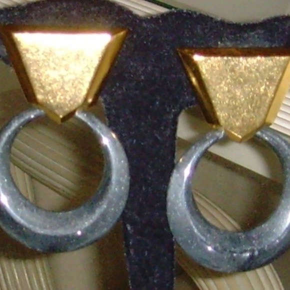 Yves Saint Laurent Dangle Earrings -YSL - Picture 10 of 16